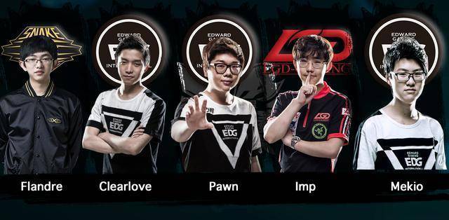 门员面前一 门员面前一