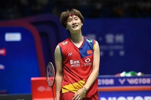 绕两个关键 绕两个关键