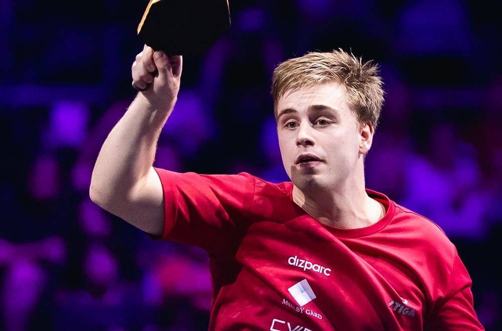 西蒙斯与切 西蒙斯与切